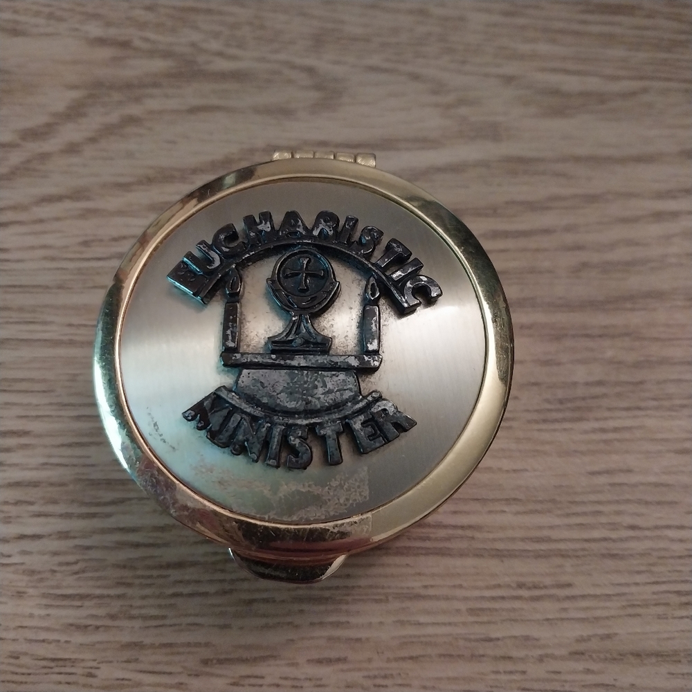 Vintage pillbox